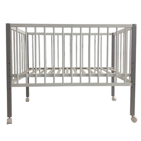 Детская кроватка Sweet Baby Bacio на колесах