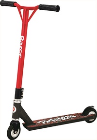 Трюковой самокат Razor Beast V6