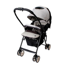 Прогулочная коляска Combi Mechacal Handy MD