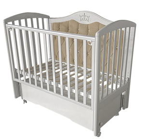 Детская кровать Кедр Люси4 (Кедр Helen 7) мягкая спинка, маятник, колеса