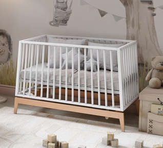 Детская кроватка Megennly Luna с маятником 