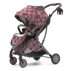 Коляска Giovanni G-Light с реверсивным блоком 