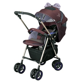 Прогулочная коляска Combi MiracleTurn Elite с муфтой для ножек