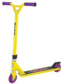 Трюковый самокат Razor Beast 