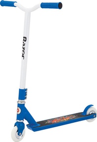 Трюковый самокат Razor Beast V4