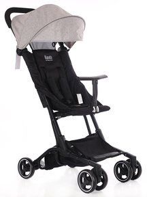 Коляска Nuovita Ritmo очень легкая, для самолета