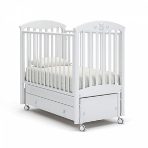 Детская кровать Гандылян Марсель (колеса, продольный маятник)