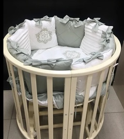 Круглая кровать Mika Mini 8 в 1 с маятником на колесах