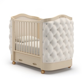 Кровать Гандылян Тиффани (стразы, колеса)