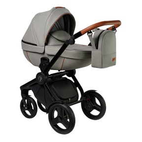 Коляска Verdi FUTURO 3 в 1 с автолюлькой