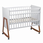 Детская кровать Мой малыш Astrid (колесо-качалка, опуск.планка)